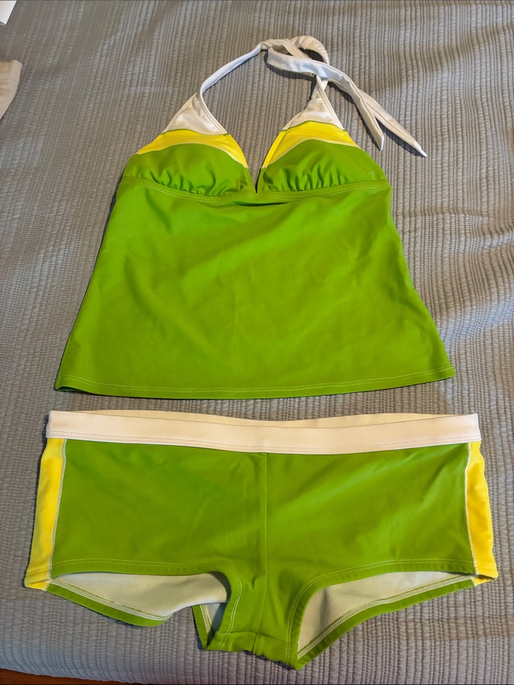 Women's Green & Yellow Tankini Set - Citrus Medium top XL Bottom